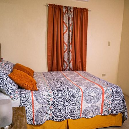 Connie'S Comfort Suites St. John's Экстерьер фото